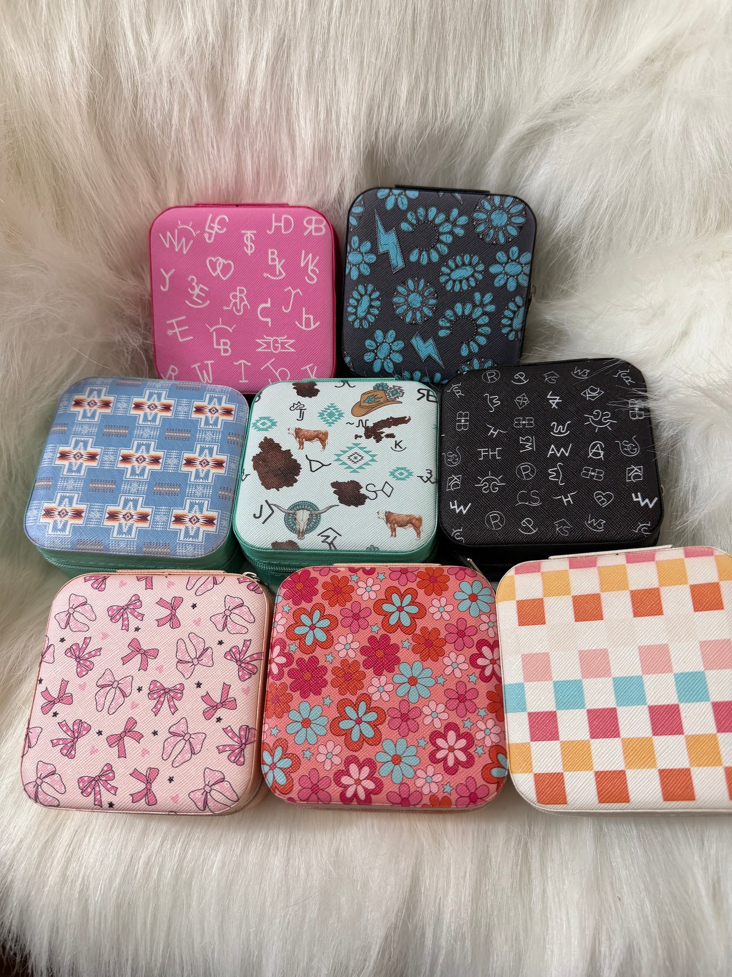 Mini jewelry boxes