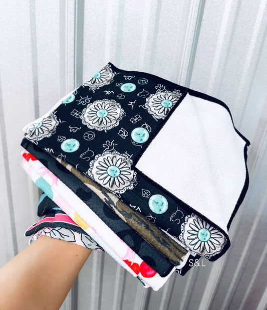 mystery hand towel